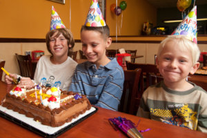Fun kids birthday party at Straw Hat Pizza